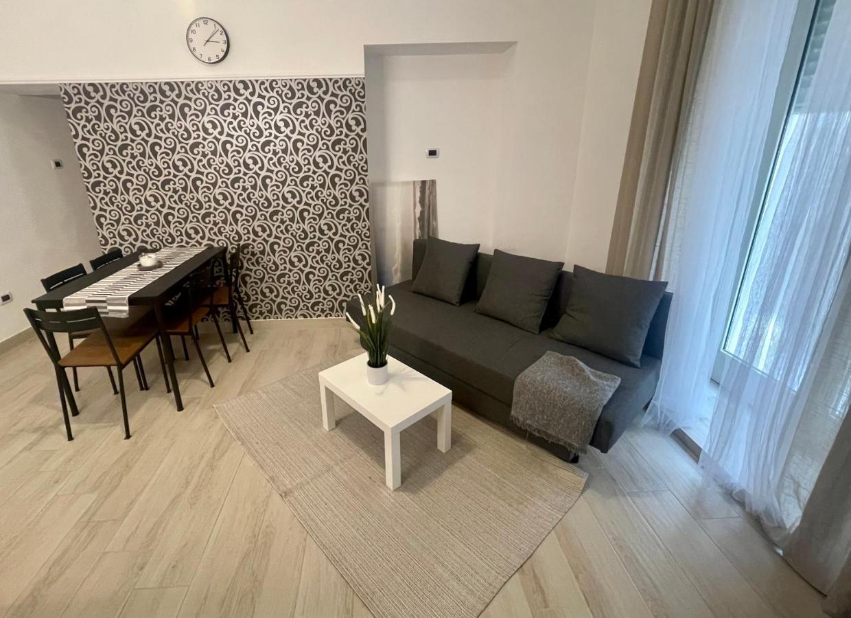 Apartamento House Toledo Nápoles Exterior foto